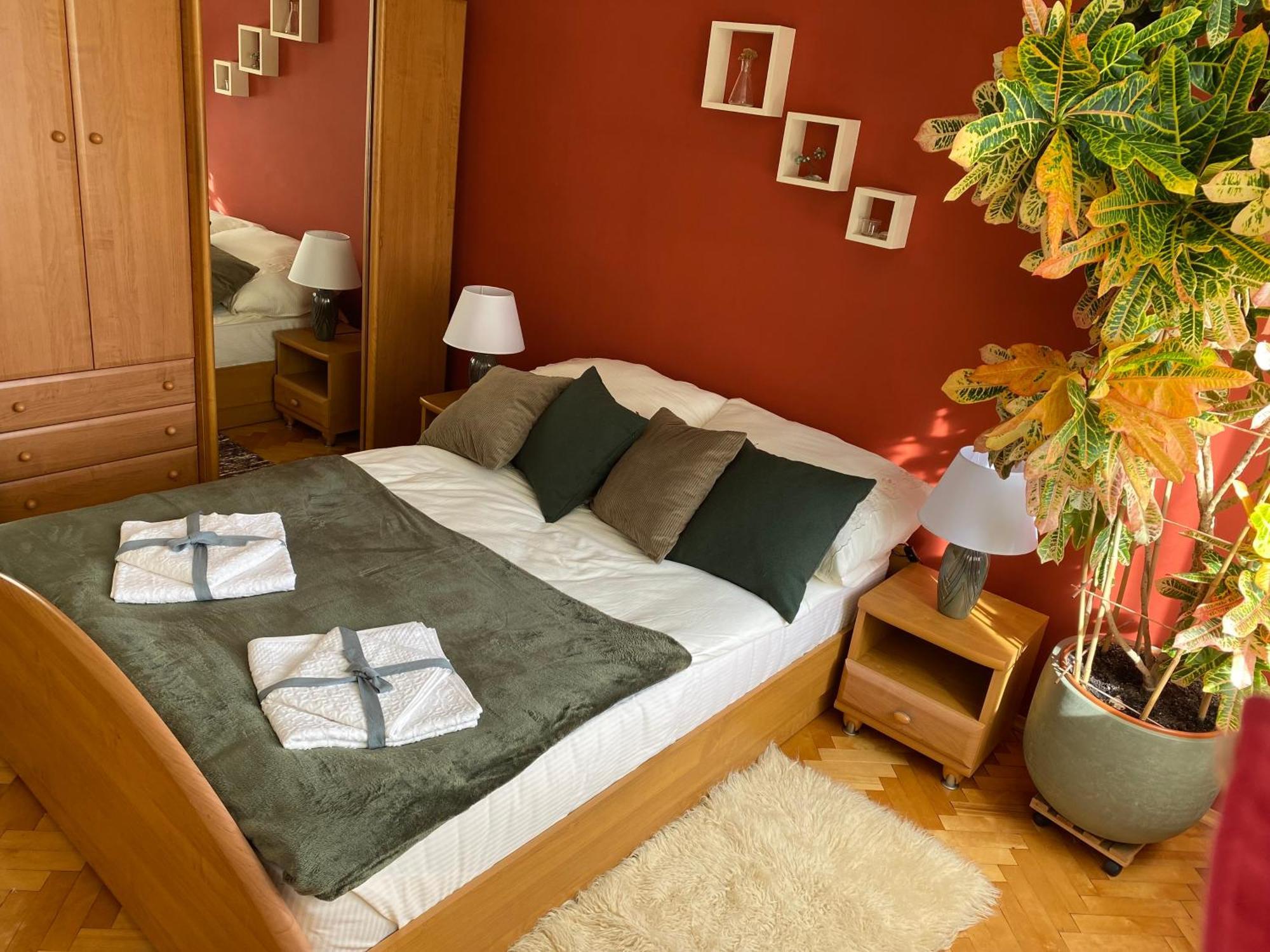 Przytulny Dom Pod Jabloniami Przy Targach Kielce Villa Dış mekan fotoğraf